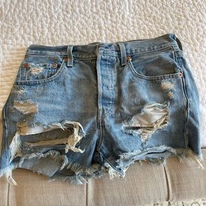 Levi Jean Shorts